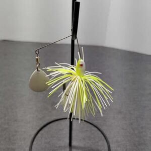 Spinnerbait Fishing Lure Jig Weedless White Yellow Green Blade Trout Bass NWOT